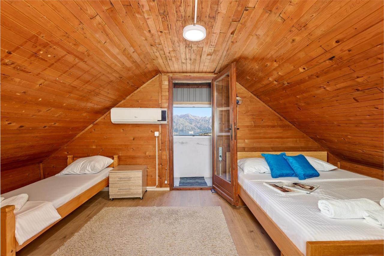 Villa Vukicevic House Cattaro Esterno foto