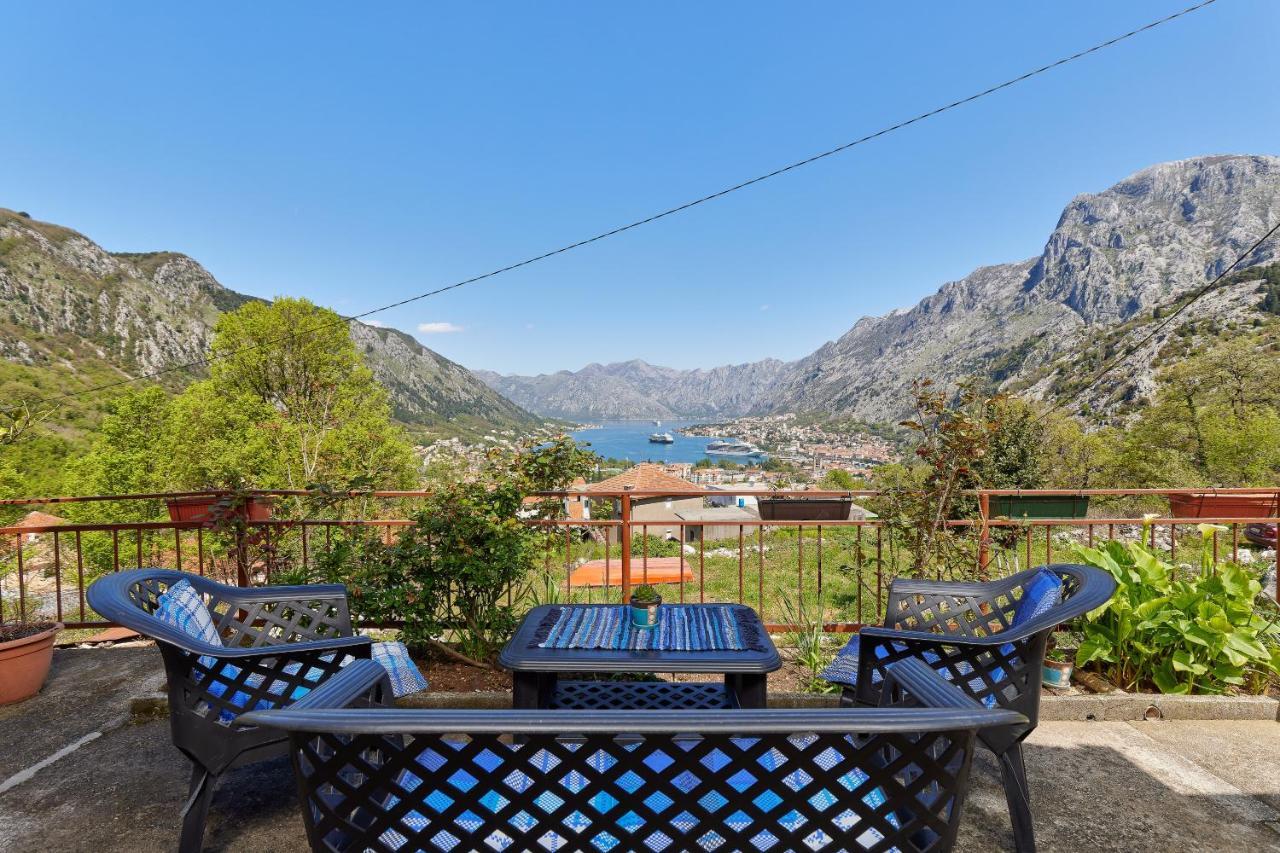 Villa Vukicevic House Cattaro Esterno foto